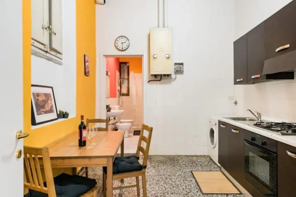 Your Private Apartment In The Heart Of Floransa